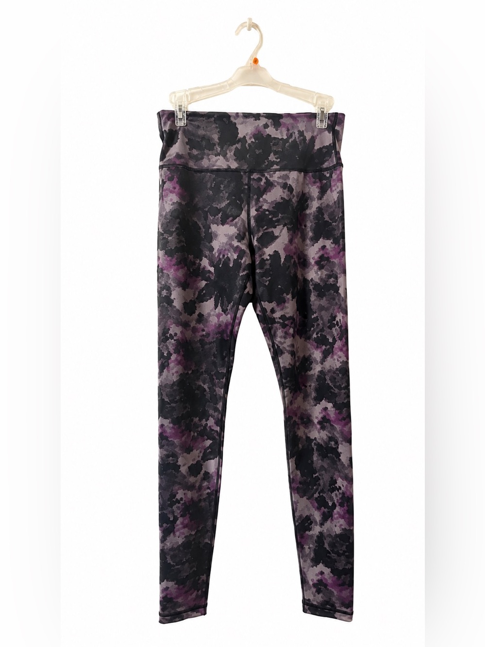 ZYIA Active Dark Floral Cloud Leggings – Size 4